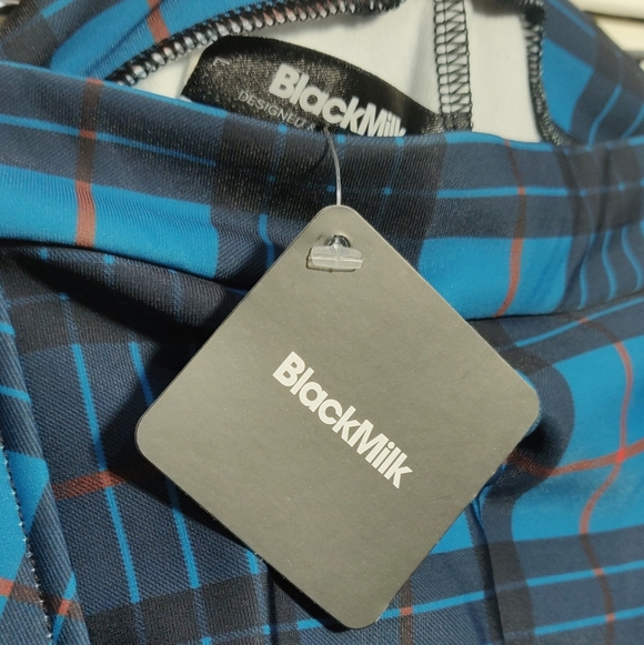 Blackmilk Azure Tartan Cuffed Shorts - Picture 4 of 5